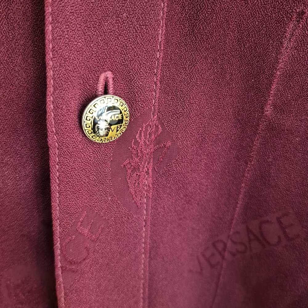 Versace Vintage Burgundy Wine Tonal Jacquard Logo Repeating Button Down M. - Picture 4 of 16